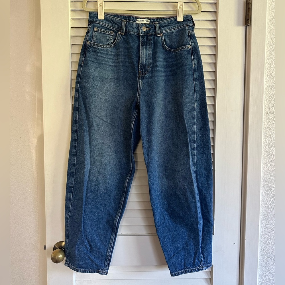 We The Free Barrel Leg Blue Jeans